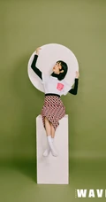 哈妮克孜漫潮四月刊杂志写真图片，乖女孩也有一颗爱冒险的心