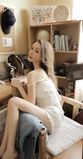 精选浅粉白皙漂亮苗条小姐姐肩带睡衣短裤居家气质图片