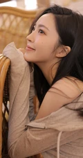 大长腿女生小姐姐居家悠闲动人小气质私密写真图片
