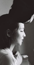 高叶忧伤感人黑白写真图片，就像那种很压抑心很累的感觉