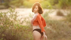 非常具有亚洲美女特性的亚裔美女桌面壁纸5月5日推荐