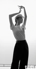 蒋梦婕安静甜美精彩OK杂志写真图片，多套穿搭时尚个性又动人