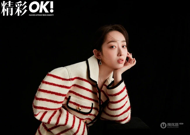 蒋梦婕安静甜美精彩OK杂志写真图片，多套穿搭时尚个性又动人