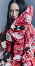孟美岐时尚穿搭登新青年杂志写真图片
