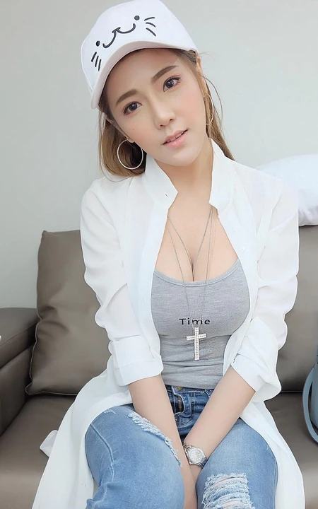 泰国超气质女生模特儿Numnim Jang真实写真，自拍，生活照图片