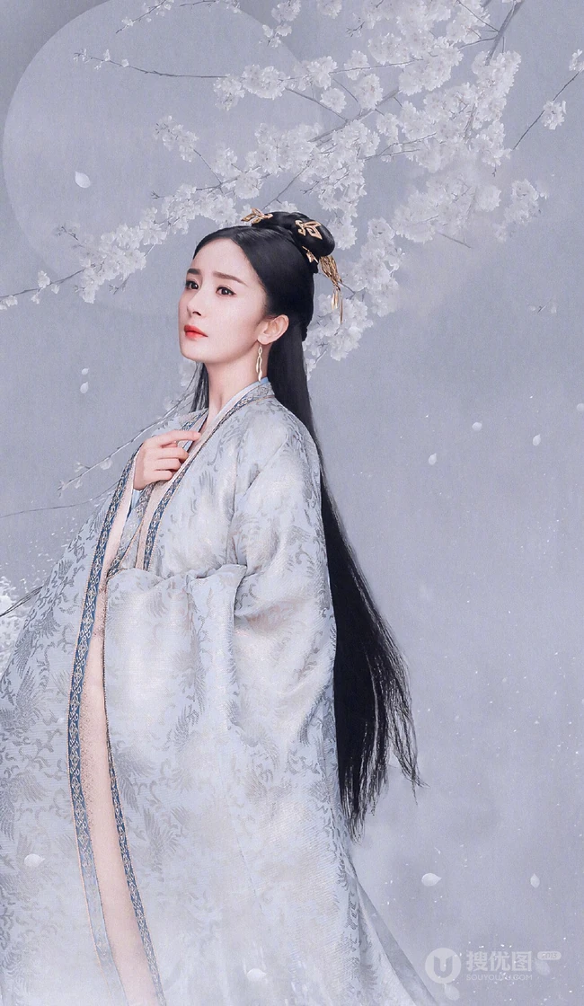 杨幂《斛珠夫人》英姿飒爽舞剑高清路透照图片