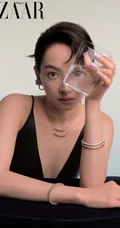宋茜俏皮卷曲短发造型登杂志写真图片