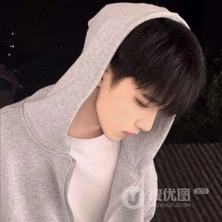 侧颜超A又帅气的头像男生霸气又冷酷图片
