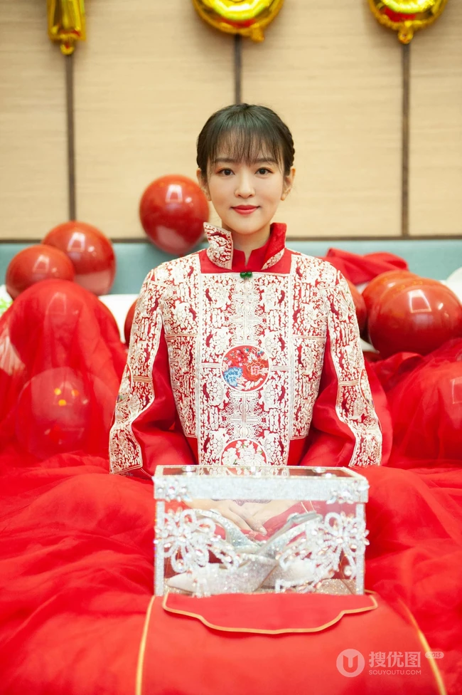真人秀节目《婚前21天》李嘉铭，刘泳希两人结婚婚礼图片