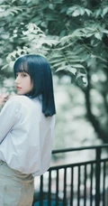 程潇在树荫下拍摄的一组超美写真图片