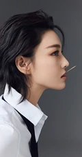 张馨予口叼牙签&ldquo;痞帅&rdquo;假小子风格高清图片