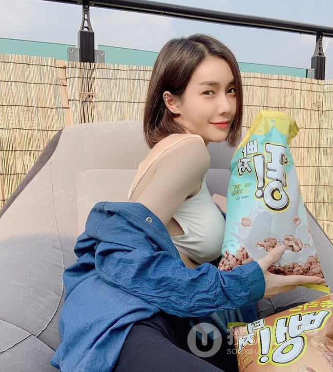 知性女生短发图片，女生2020最新款短发齐肩发型甜美图片 第10张