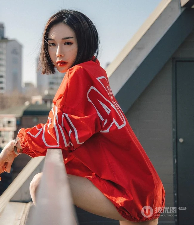 知性女生短发图片，女生2020最新款短发齐肩发型甜美图片 第8张