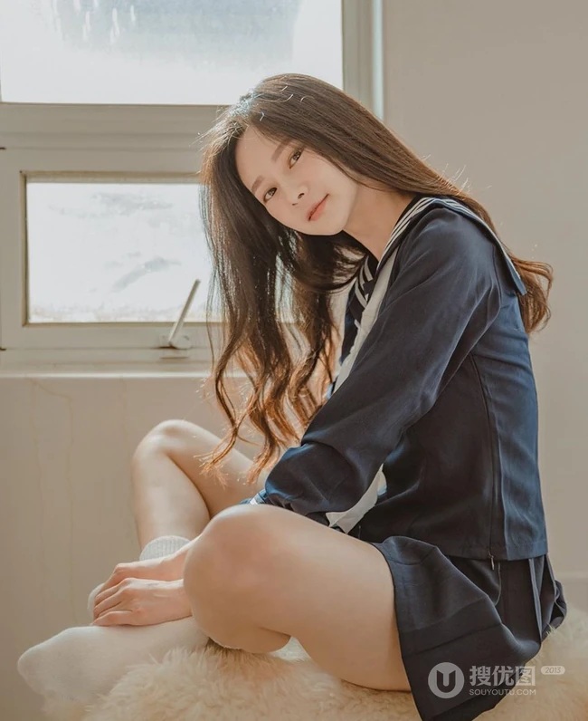 2020最洋气的减龄发型，长发波浪卷发型女生图片欣赏 第12张