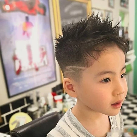 小男孩发型图片，越看越好看又适合男孩的儿童发型图片