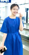 李兰迪变成微胖圆脸气质女生可爱街拍图片