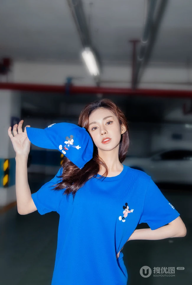 郑合惠子运动休闲装系列好看图片