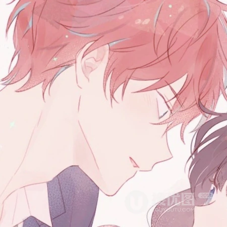 创意动漫男女接吻，牵手等一人一半头像图片