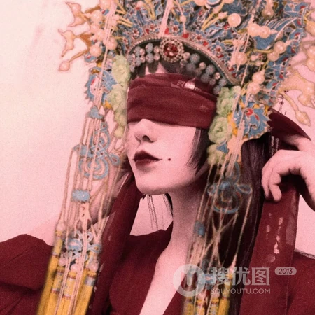 适合酷酷的女生头像，霸气冷酷无情的真人表情，我就是女王