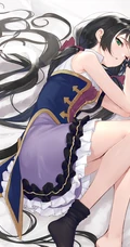 穿各种袜子袜装的二次元动漫线条感妹子插画图片合集