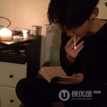 狂拽吊炸天的高逼格吸烟男生帅气头像图片，失恋男生头像图片