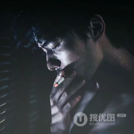 狂拽吊炸天的高逼格吸烟男生帅气头像图片，失恋男生头像图片