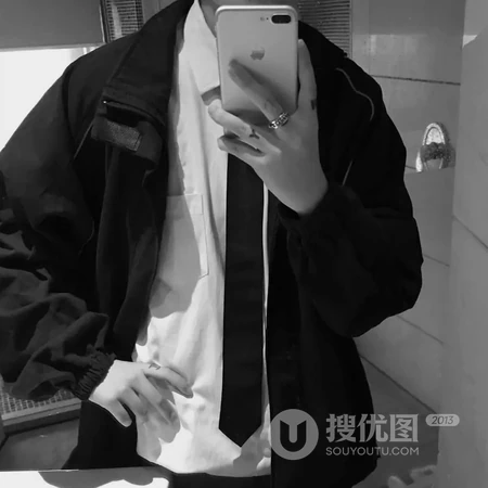 打领带的痞帅男生等微信头像推荐