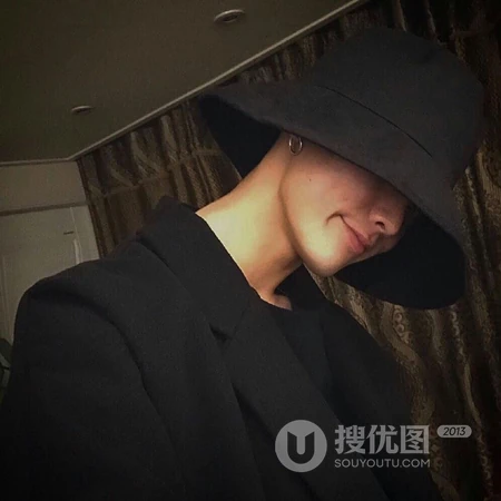 不拽怎么是年轻人，时尚帅哥拽拽的自拍真人头像图片