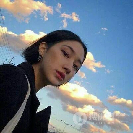 不爱也罢，反正我已经习惯了，长发个性的少女微信头像5月11日更新推荐