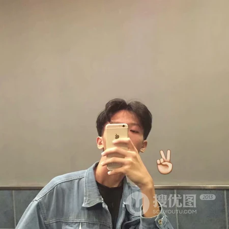 就是爱酷，时尚小哥哥自拍高冷微信头像