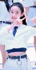 青春少女张艺凡活力满满生活照，训练照，舞台照写真图片