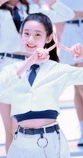 青春少女张艺凡活力满满生活照，训练照，舞台照写真图片