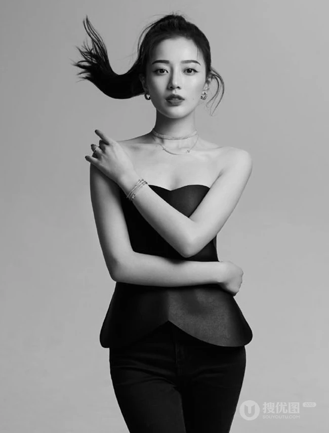 王秀竹露肩装系列服装气质图片