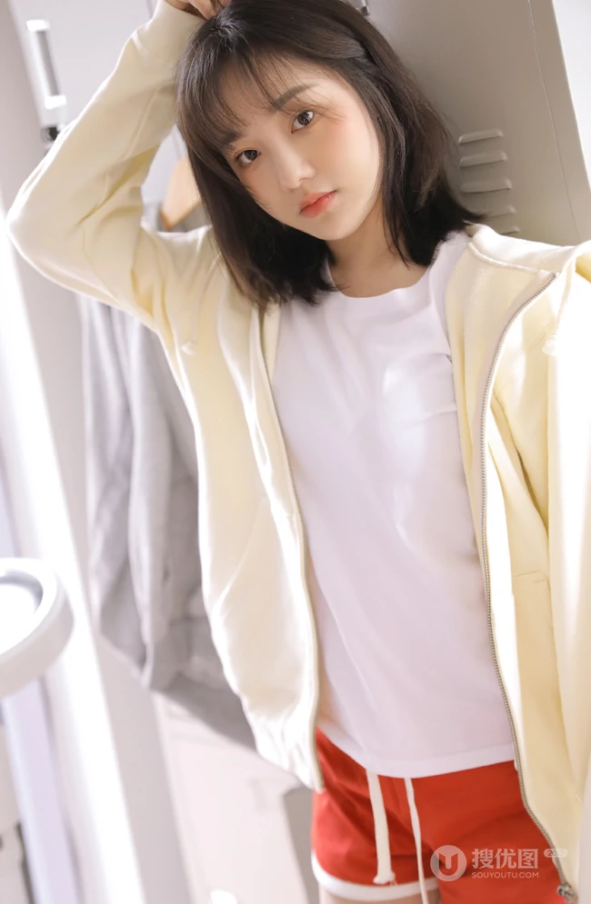 纯天然清新元气少女运动短裤居家慢生活清新写真图片集
