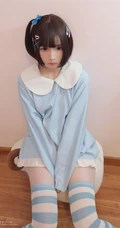 齐刘海短发网红COS女生萌妹古川很甜很撩翘屁股可爱写真图片