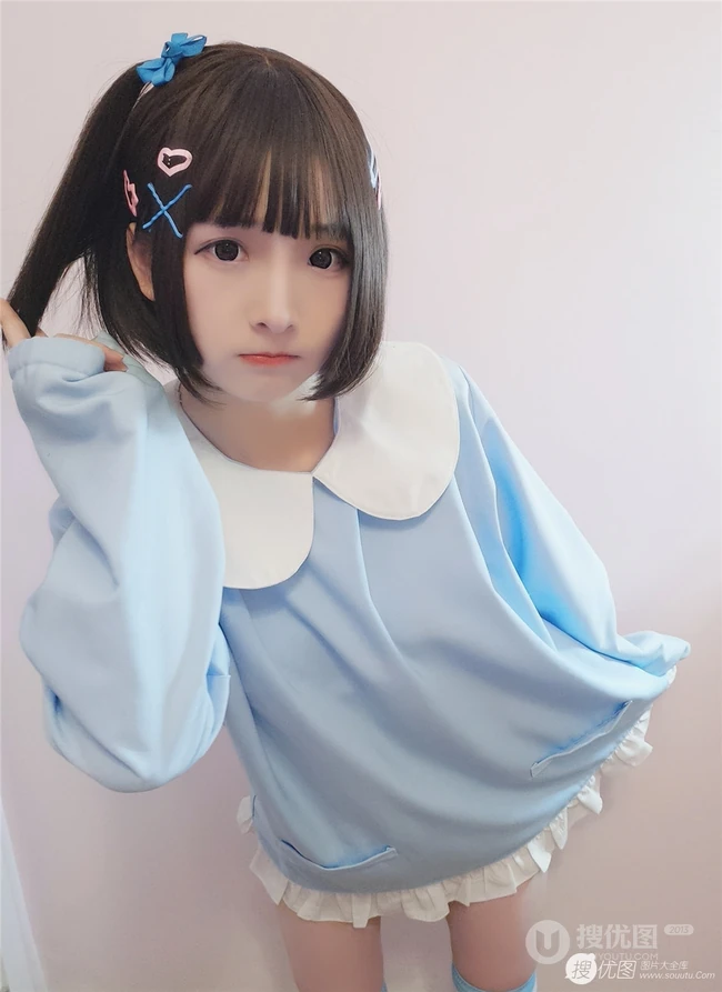 齐刘海短发网红COS女生萌妹古川很甜很撩翘屁股可爱写真图片