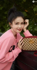 江苏女明星白鹿元气满满出街随拍写真图片