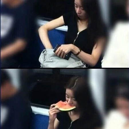 地铁上坐车的女生竟然从包包里拿出了这个东西...