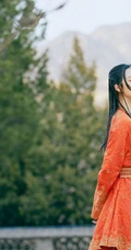 李莎旻子古装打扮唯美街拍写真图片