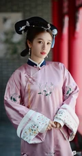 虞书欣《青春有你2》训练生古装造型温婉可人写真图片