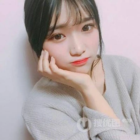 嘟嘴乖巧，少女心的真人女生头像图片