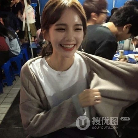 女生生活随意，街拍，自拍等真人QQ头像图片