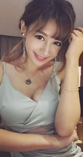 真正线条感纤细线条，香港气质女生樂宜LokYi气质自拍旅游生活照图片