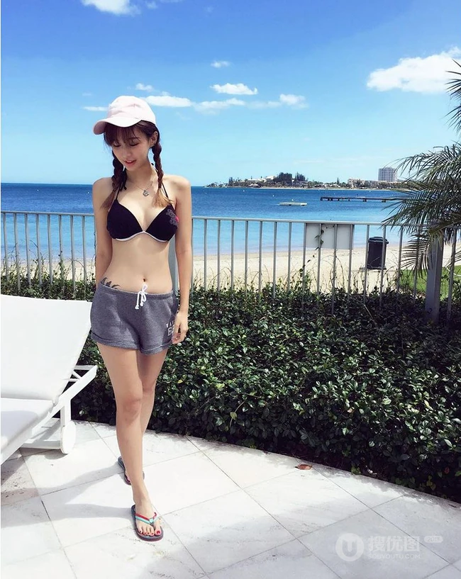 真正线条感纤细线条，香港气质女生樂宜LokYi气质自拍旅游生活照图片