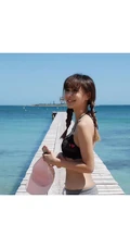 真正线条感纤细线条，香港气质女生樂宜LokYi气质自拍旅游生活照图片
