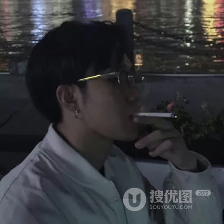 露脸高冷酷男生微信头像5月17日推荐一