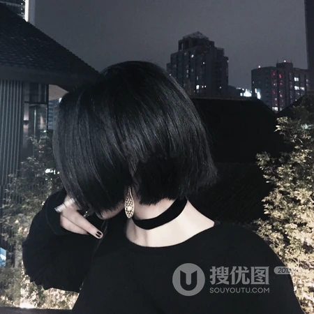 丸子头气质时尚女生微信头像