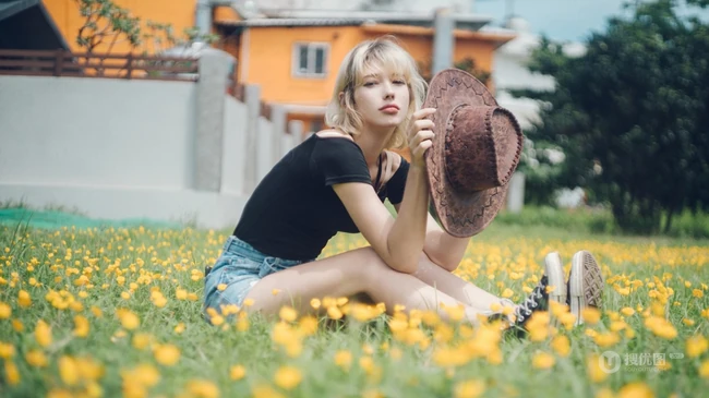 浪漫唯美的欧女生生户外写真摄影美图