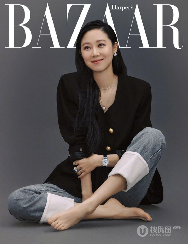 韩国女艺人孔孝真Bazaar六月号封面女郎潮装写真图片