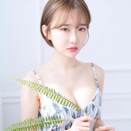 2020夏季最新款流行短发发型，一组短发女生图片参考欣赏